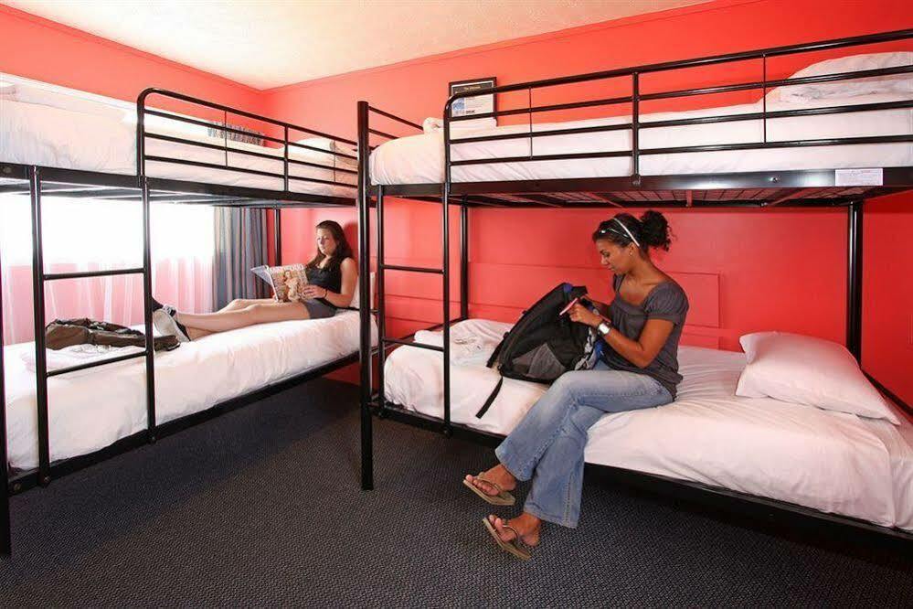 Paihia Ocean Club Hostel Exterior photo
